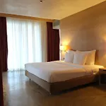 The Navigator - Colombus 5*