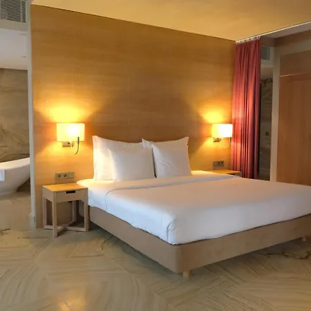 The Navigator - Colombus Hotel 5*