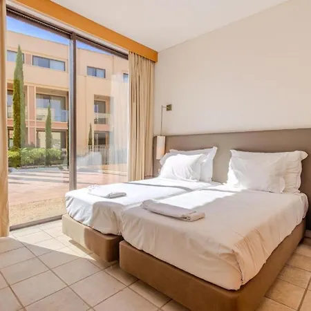 The Navigator - Colombus 5* Porto Santo