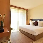 The Navigator - Colombus Hotel