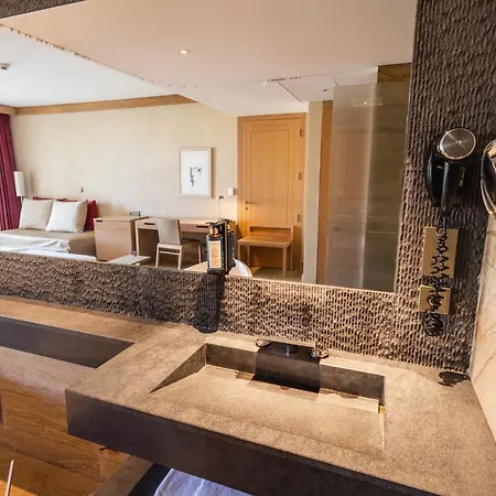 The Navigator Porto Santo