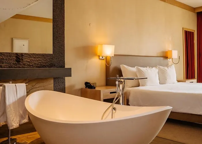 酒店 The Navigator 5*