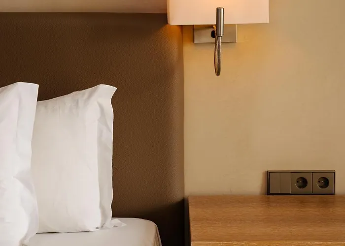 The Navigator Hotel