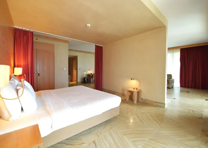 The Navigator Hotel Porto Santo