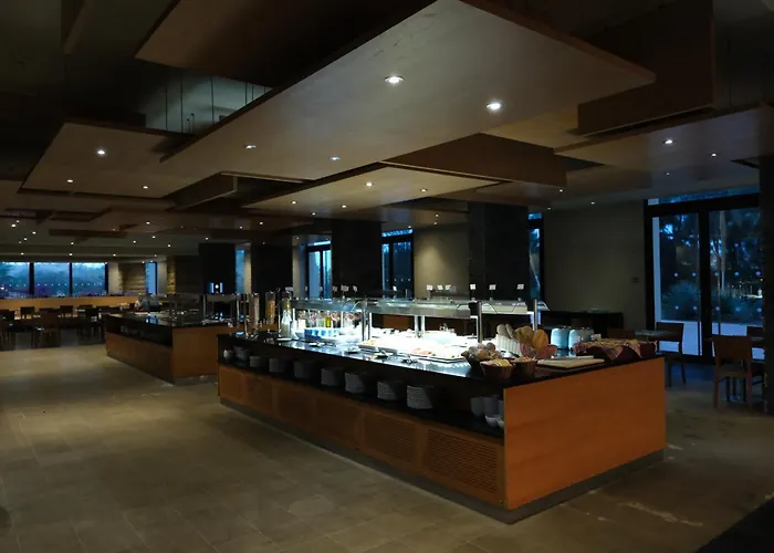 酒店 The Navigator 5*